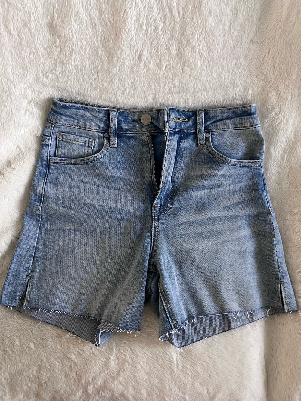 Classic High-Rise Risen Blue Denim Women's Shorts